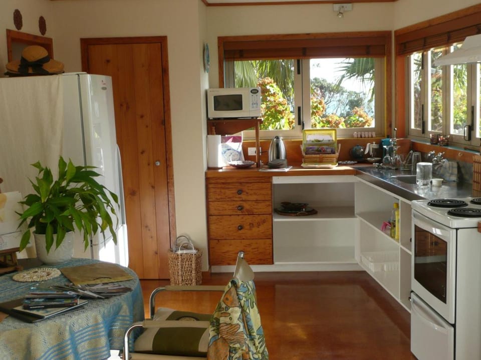 Bethells Beach Cottages Apartment hotel in Auckland