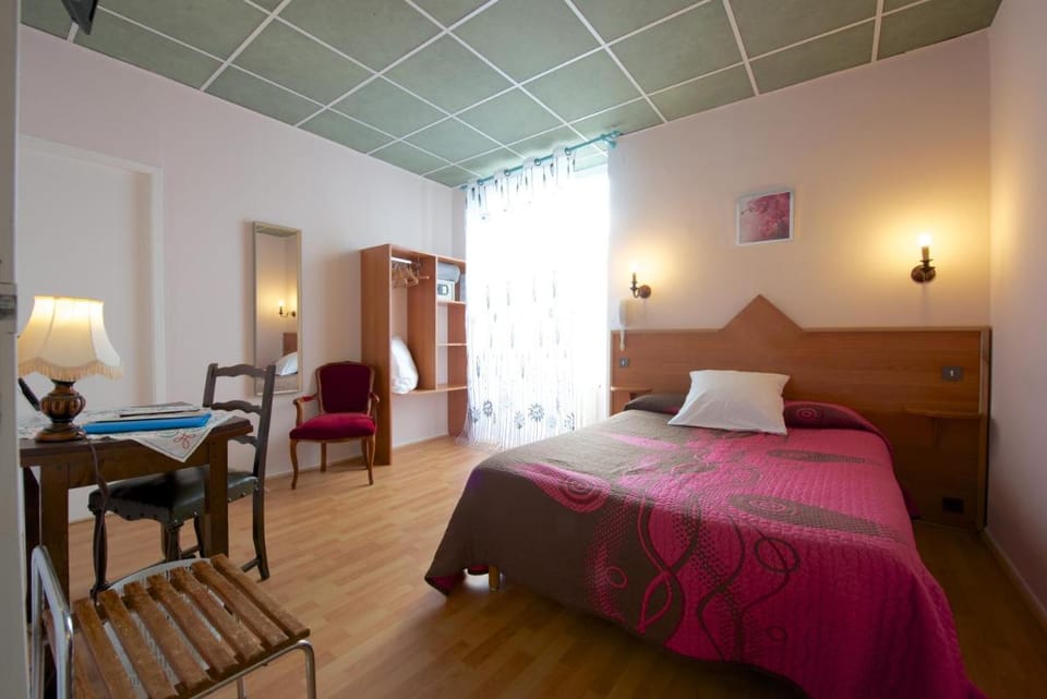 Logis Hôtel de France Hotel in Nouvelle-Aquitaine