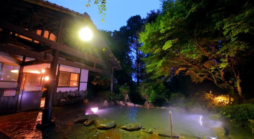 Sakura Sakura Onsen Ryokan in Japan