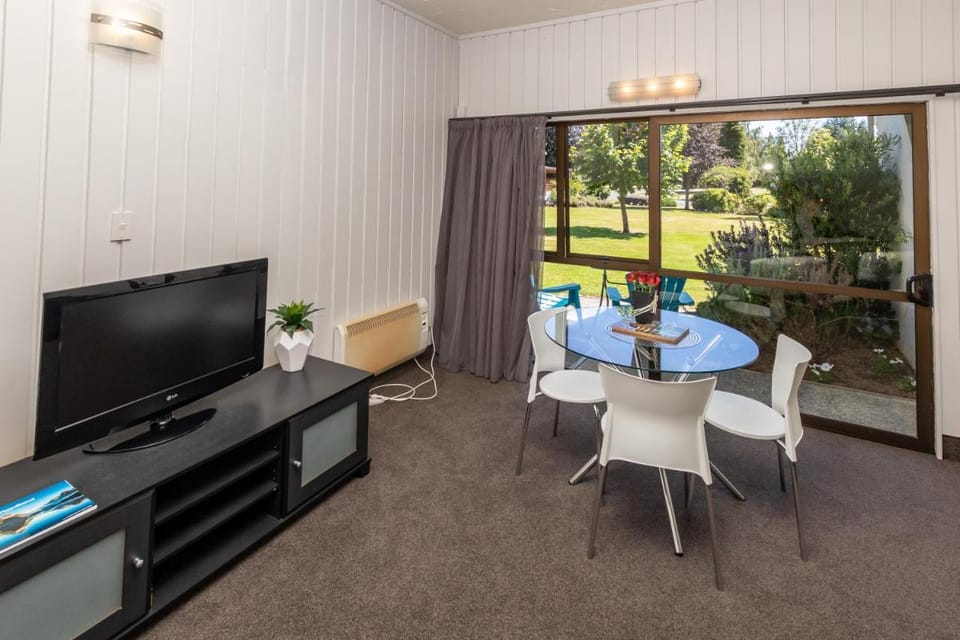 Explorer Motel & Apartments Motel in Te Anau