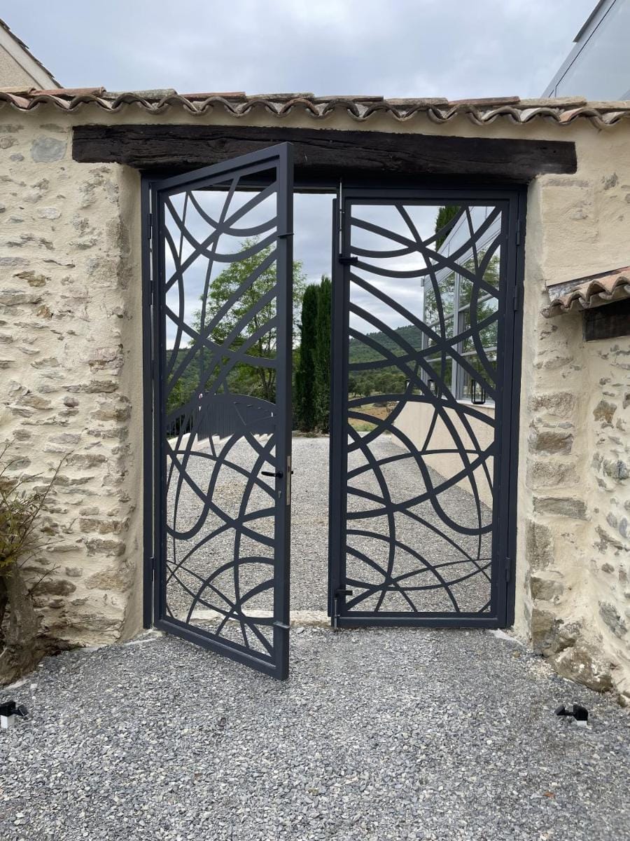 Les Grandes Mollières Bed and Breakfast in Provence-Alpes-Côte d'Azur
