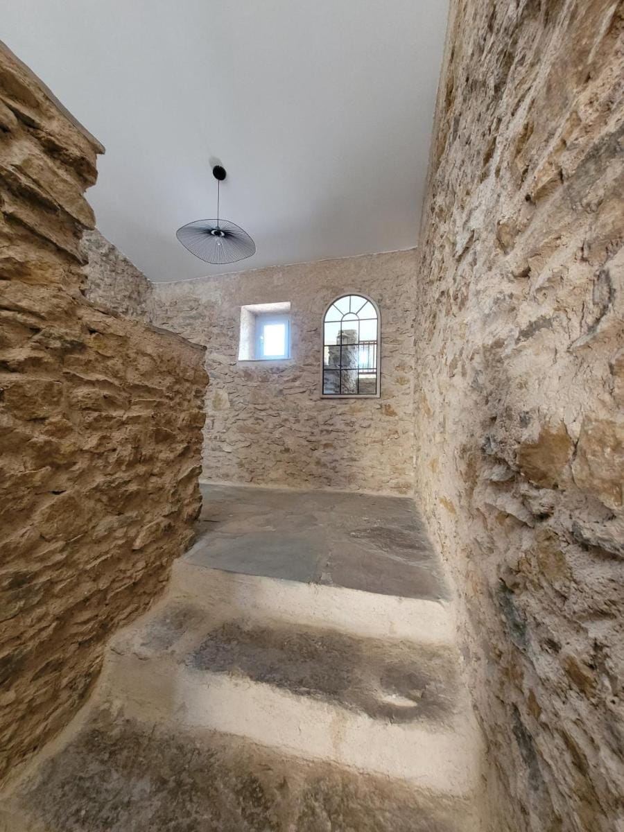 Les Grandes Mollières Bed and Breakfast in Provence-Alpes-Côte d'Azur