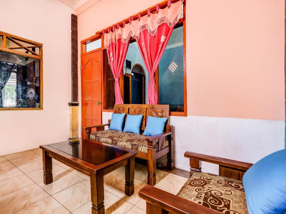 Hotel O Guest House Parangtritis Hotel in Special Region of Yogyakarta