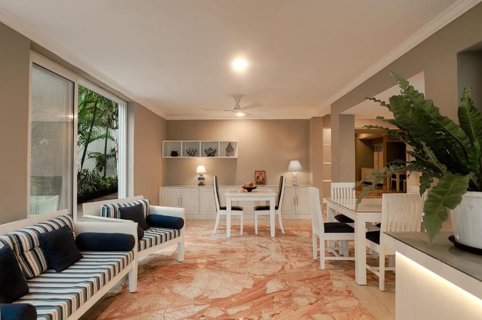 Ocean Suite Hotel in Goa, India