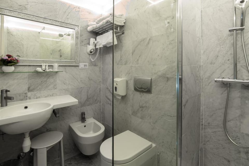Canova Hotel Hotel in Milan