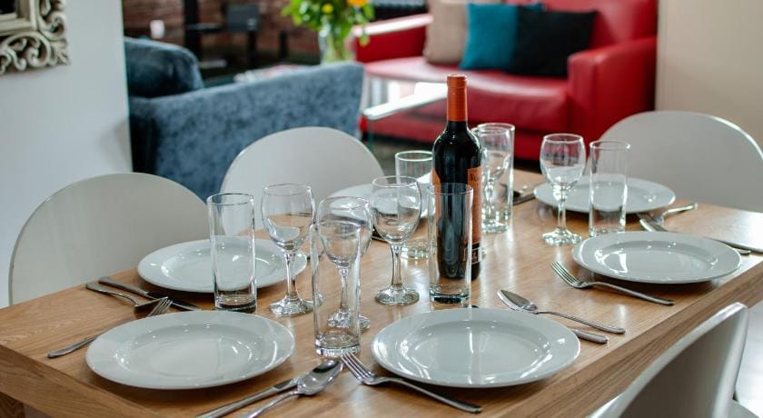 Base Serviced Apartments - Sir Thomas Street Apartment in Liverpool