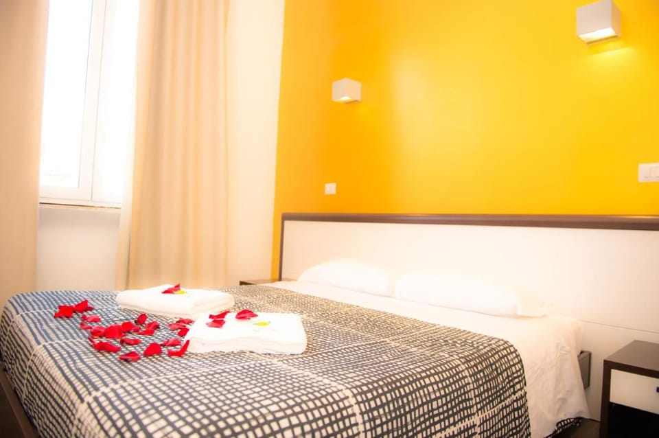 Chroma Exy - Chroma Italy Bed and Breakfast in Rome