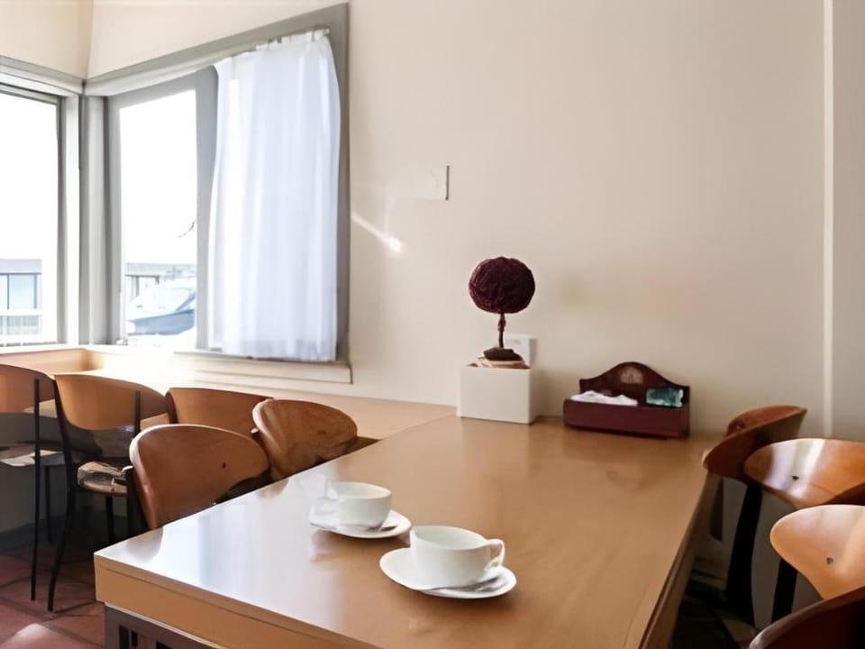 Kiwi Airport Backpackers Hotel in Auckland