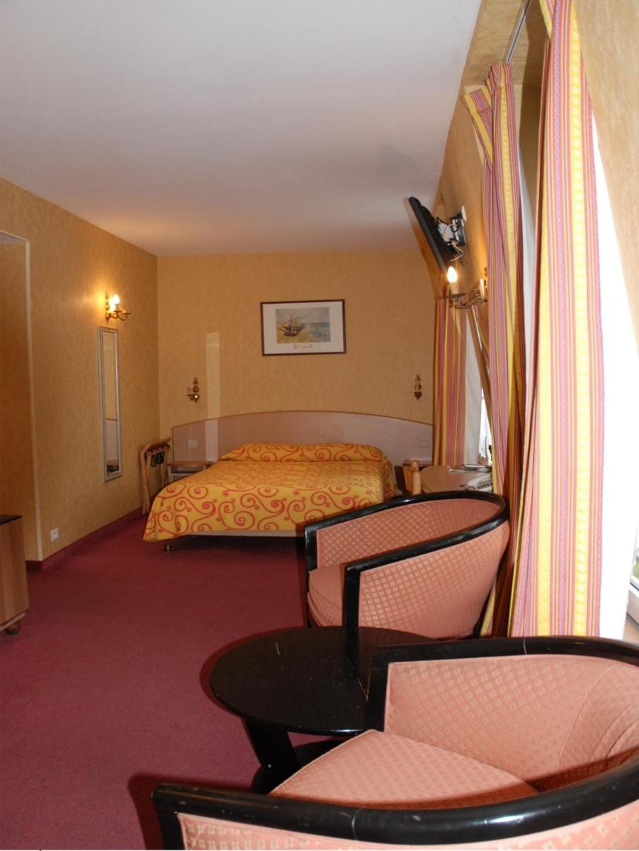 Hotel Transcontinental Hotel in Paris