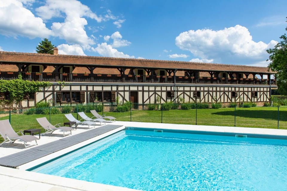 L'OrÃ©e des ChÃªnes, The Originals Relais Hotel in Centre-Val de Loire