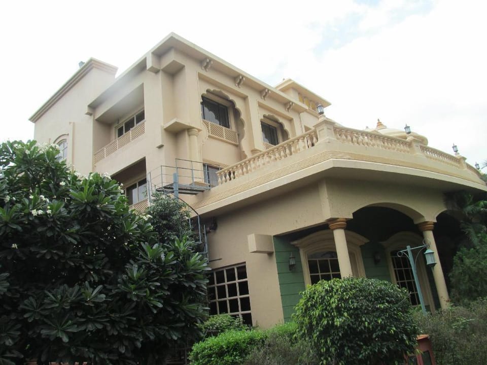 Renest Shraddha Inn Shirdi Hotel in Maharashtra