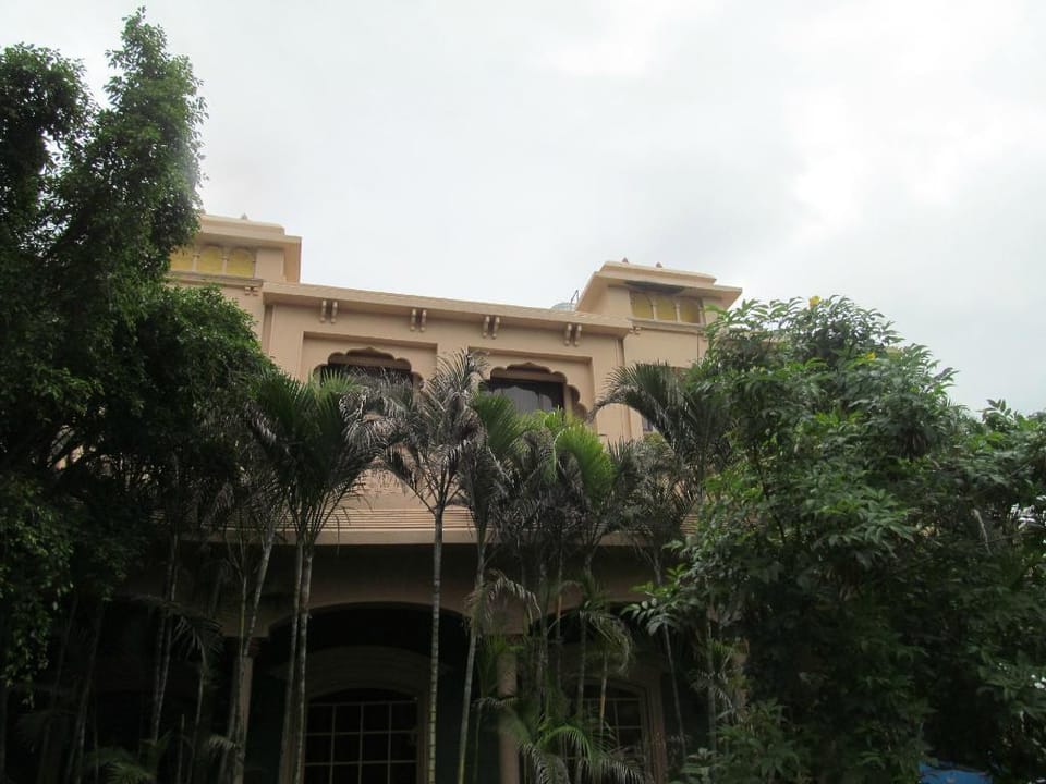 Renest Shraddha Inn Shirdi Hotel in Maharashtra