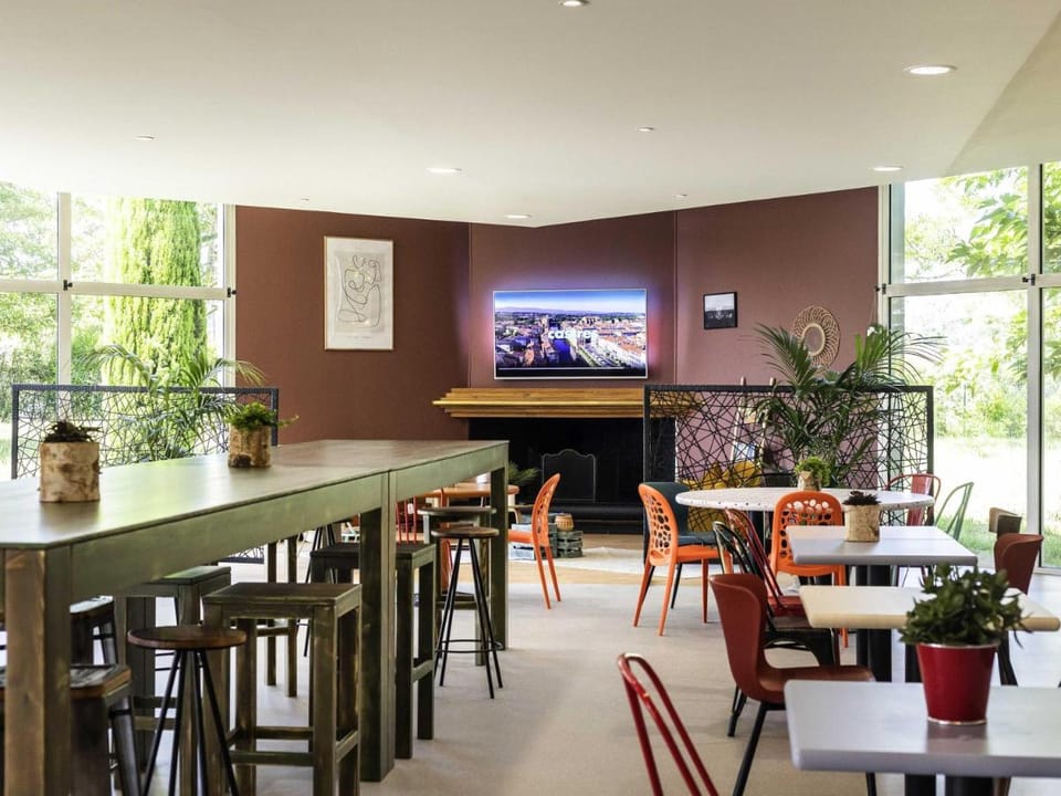 greet Hotel Castres Saix Hotel in Occitanie