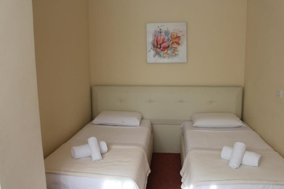 Idea hotel Hotel in Tirana
