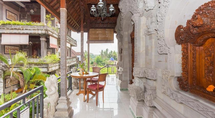 Bali Moon Guest House Bed and Breakfast in Ubud