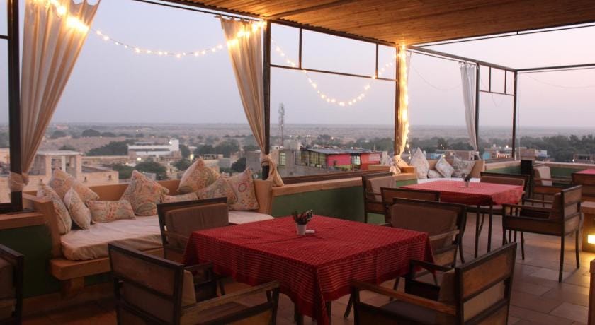 1st Gate Home-Fusion Hotel in Sindh