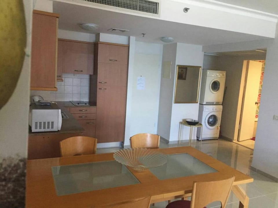 Apartments on the Beach Apartment hotel in Haifa