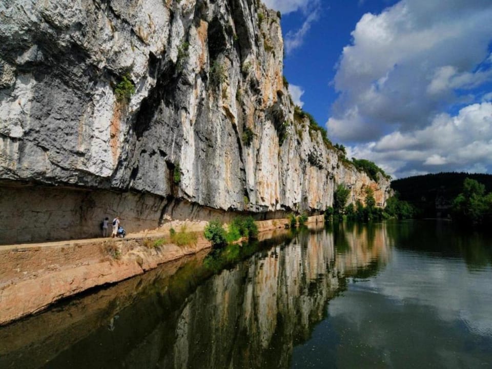 Cahors Countryside Retreat Vacation rental in Occitanie