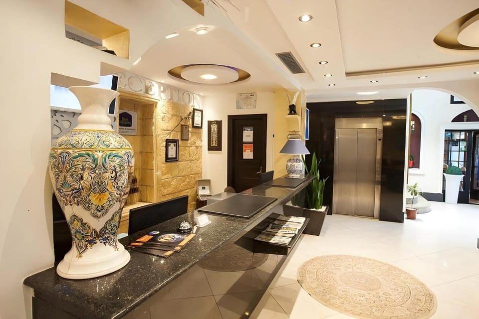 Hotel Colombe Hotel in Oran