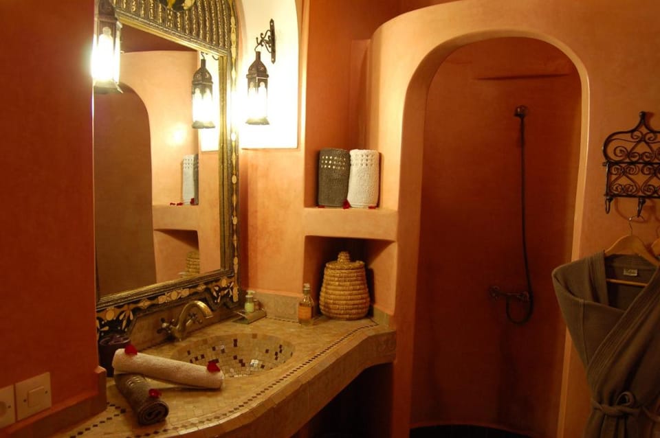 Riad Les Trois Palmiers El Bacha Riad in Marrakesh