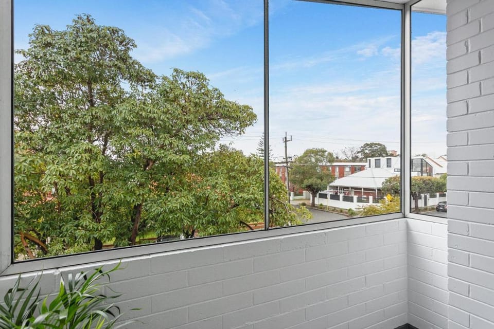 Malibu Apartments - Perth Apartment in Perth