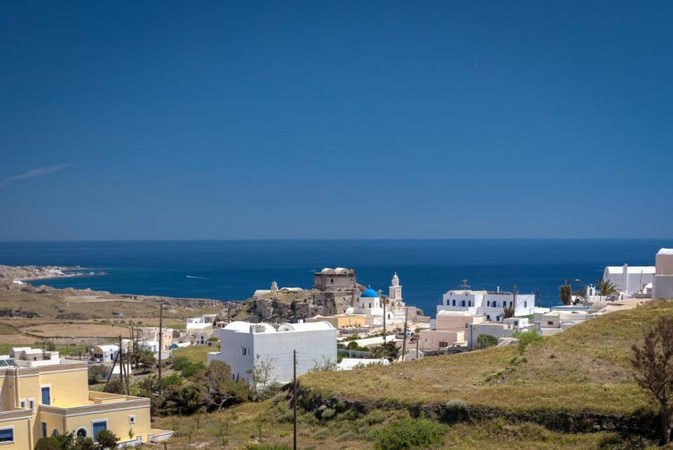 William's Houses Apartment in Santorini