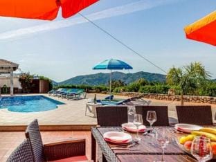 Family Villa with Terrace Villa in Axarquía
