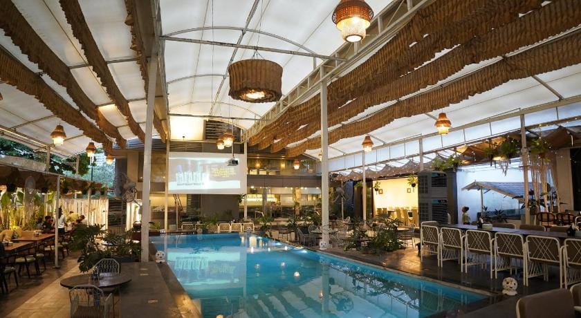 Hotel Sadanand Regency Hotel in Pune