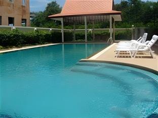 Emerald Palace - Serviced Apartment Apartment in Pattaya City