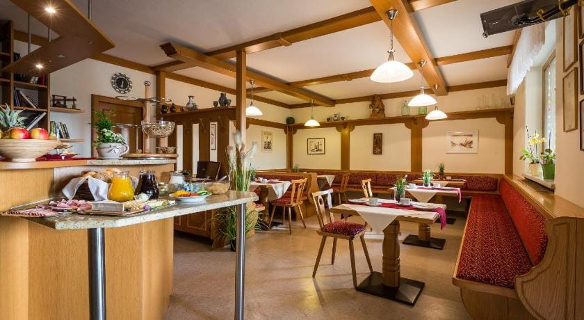Haus Martin***- Schneeberger Bed and Breakfast in Hungary