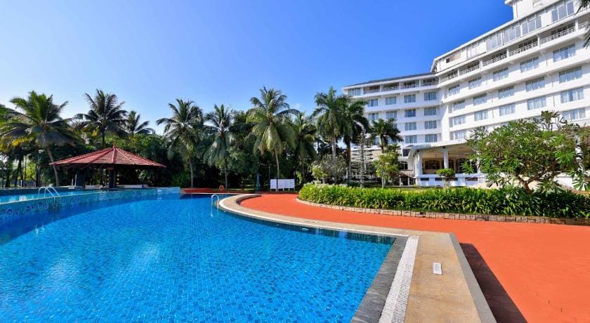 Le Meridien Kochi Resort in Kochi