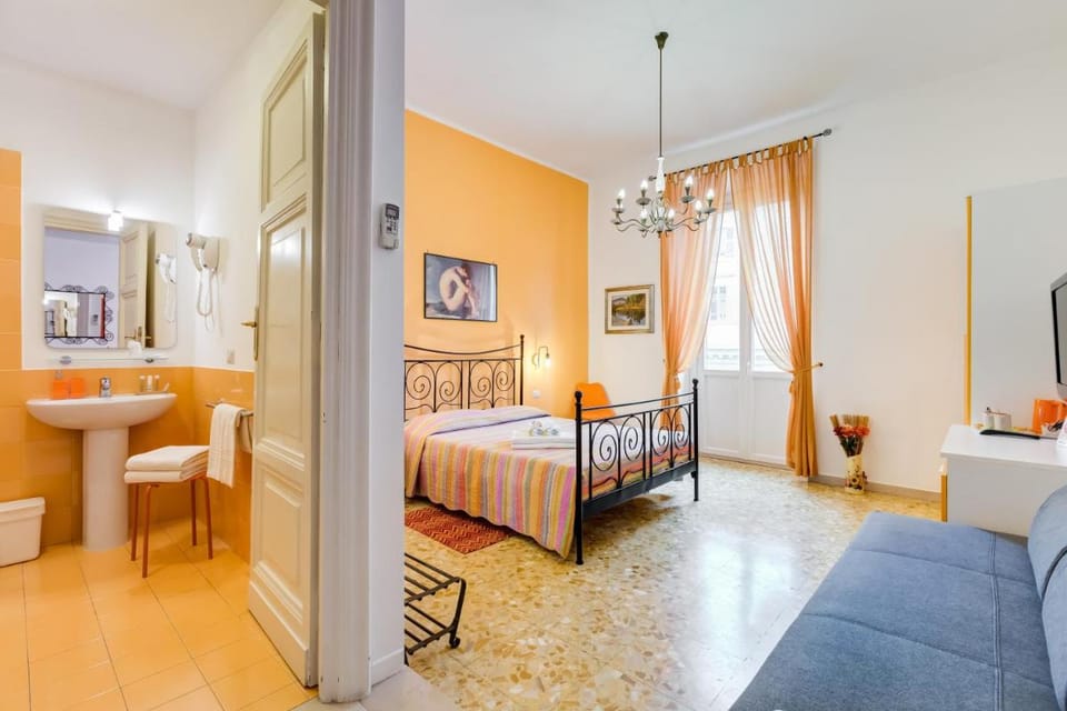 2 Passi Al Colosseo B&B Bed and Breakfast in Rome