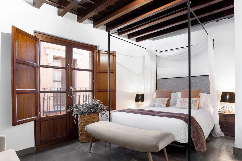 Hotel Mercader de Sedas by Maxi Hoteles Hotel in Granada