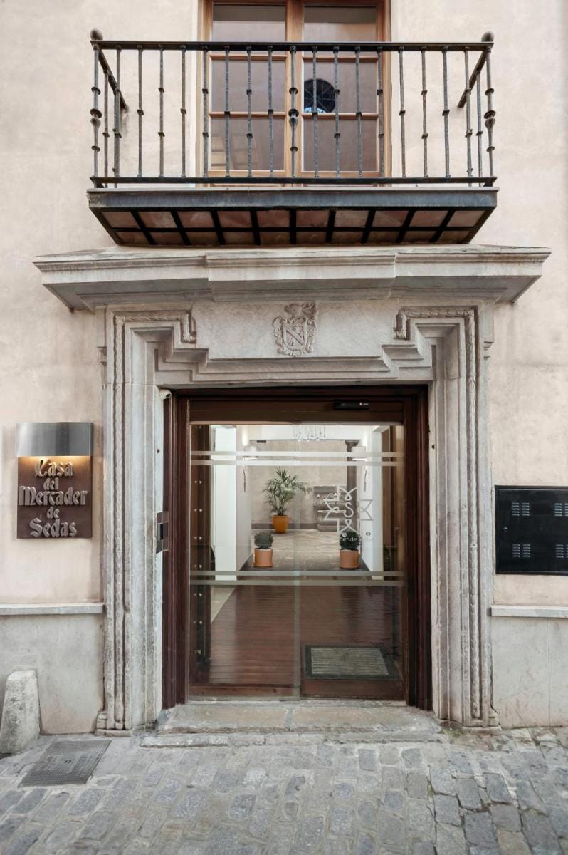 Hotel Mercader de Sedas by Maxi Hoteles Hotel in Granada