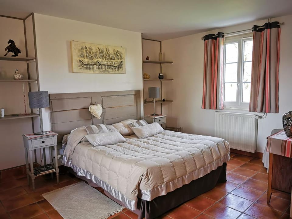 Domaine les Marronniers Bed and Breakfast in Normandy