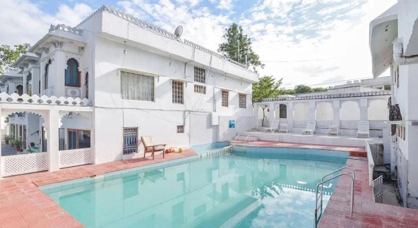 Devendragarh - A Boutique Lake Facing Guest House On Lake Fateh Sagar Hotel in Udaipur