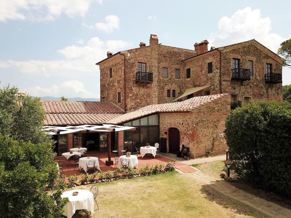 Tenuta Fattoria Vecchia Hotel in Tuscany