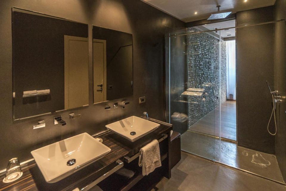 Campo Marzio Luxury Suites Bed and Breakfast in Rome