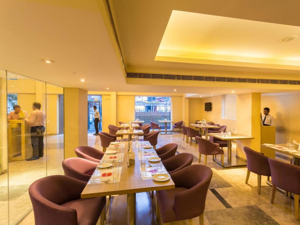 Ginger Vishakhapatnam Dwarka Nagar Hotel in Visakhapatnam