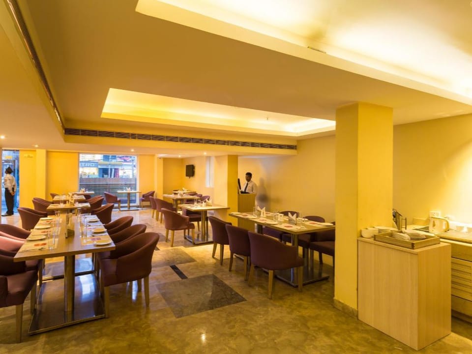 Ginger Vishakhapatnam Dwarka Nagar Hotel in Visakhapatnam