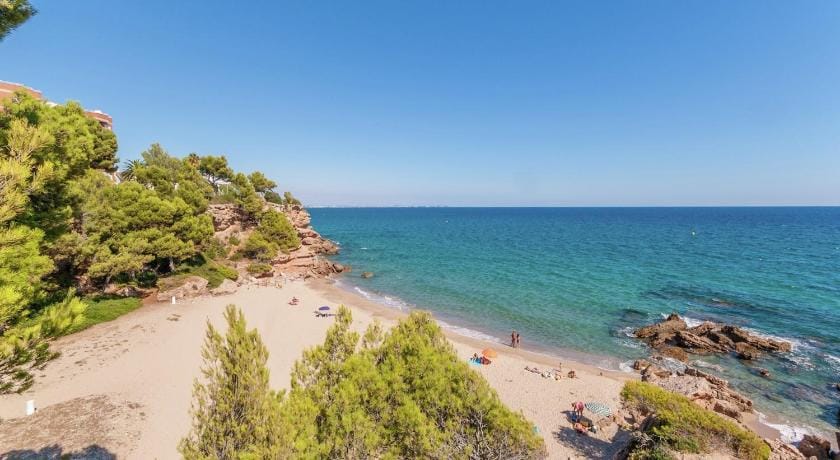 Apartment in Mont-roig near Sea Beach Apartment in Baix Camp