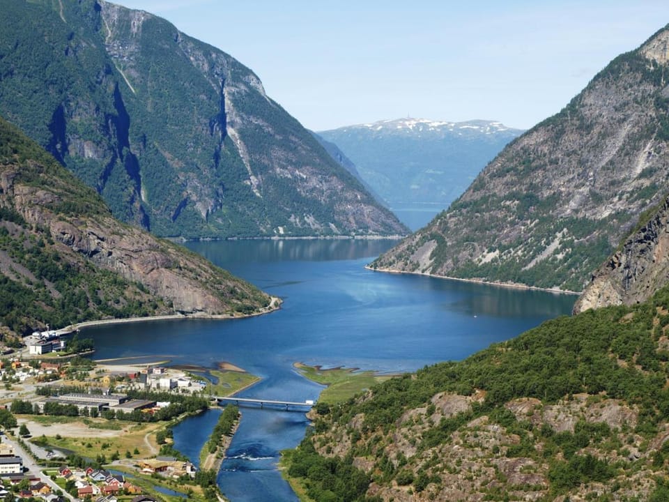 Lærdal Ferie- og Fritidspark Campground/ 
RV Resort in Vestland