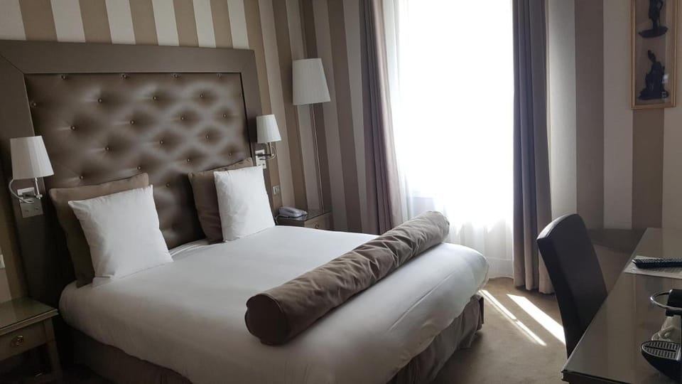 Hotel Saint Cyr Etoile Hotel in Paris