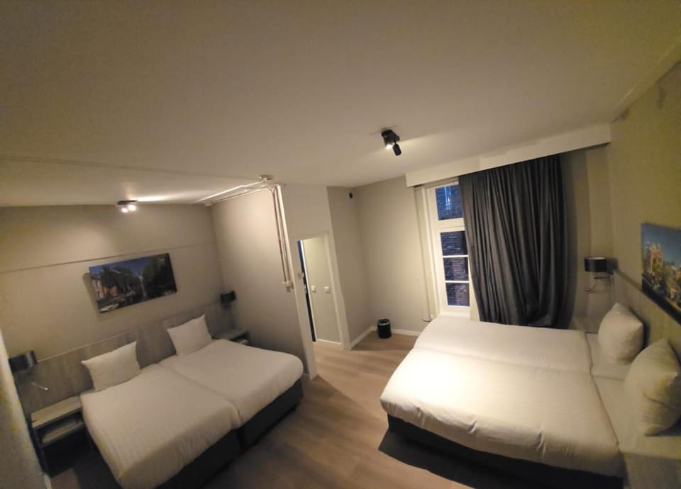 The Crown Hotel Hotel in Amsterdam