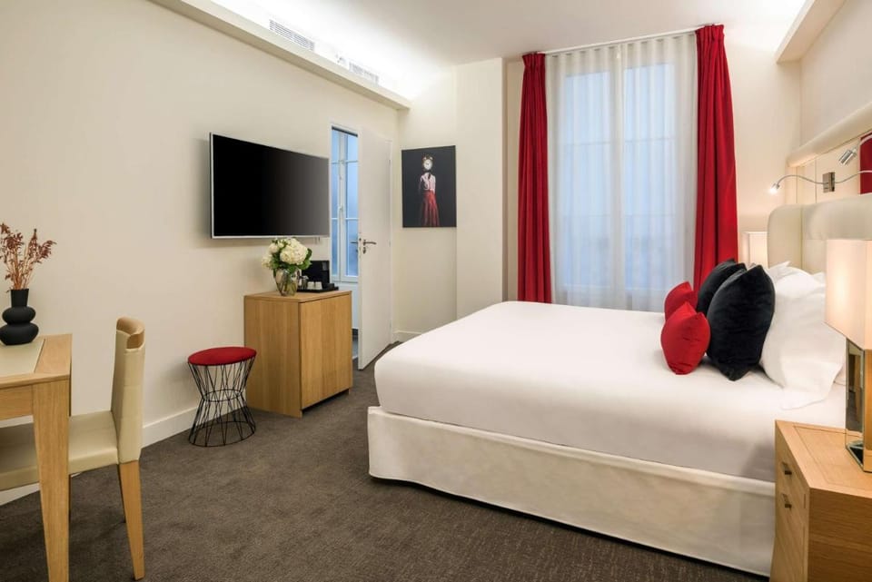 Hotel Camille Paris, Tapestry Collection by Hilton Hotel in Paris