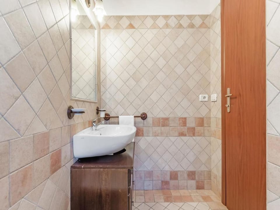 Cottage in Bomba near Lake Bomba Vacation rental in Molise, Italy