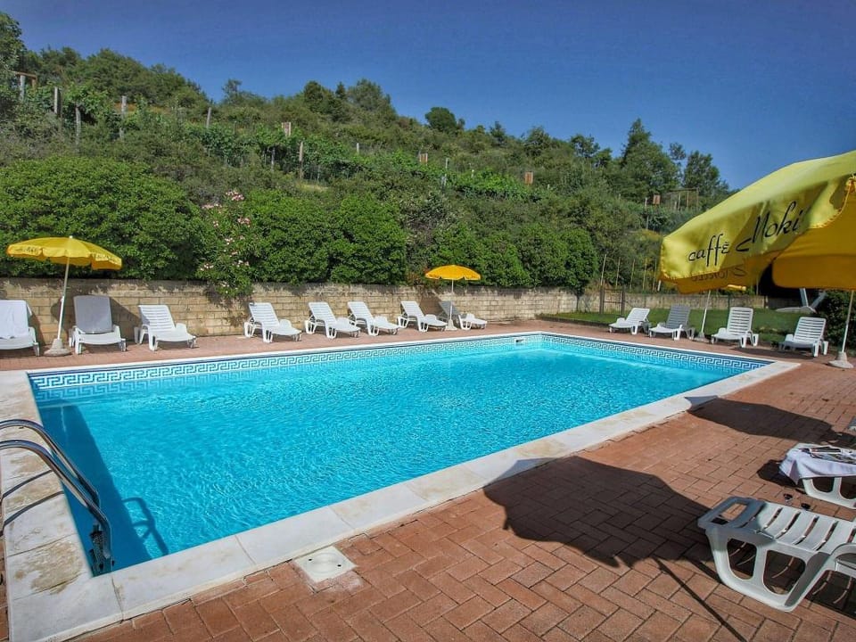 Farmhouse in Paciano near Monte Pausillo Park Vacation rental in Umbria