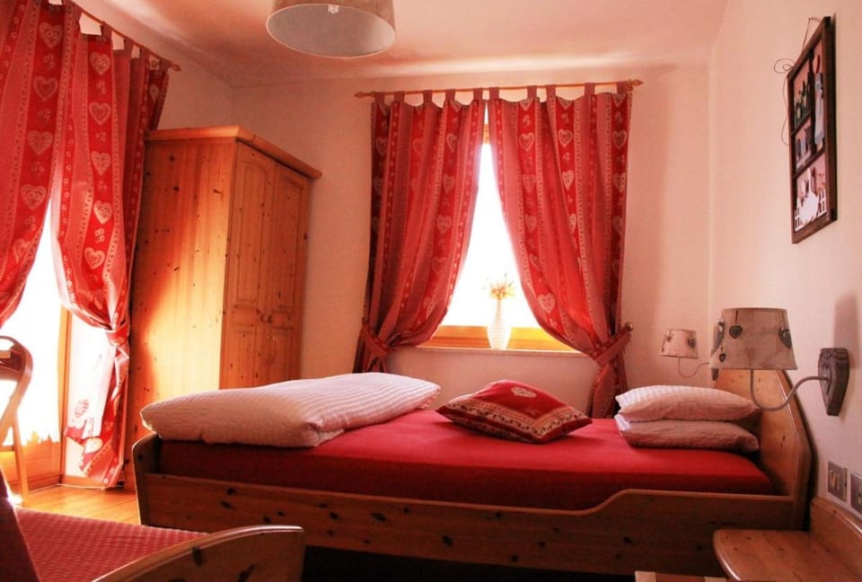 Garni Biancaneve Ruffrè-Mendola Hotel in Trentino-South Tyrol