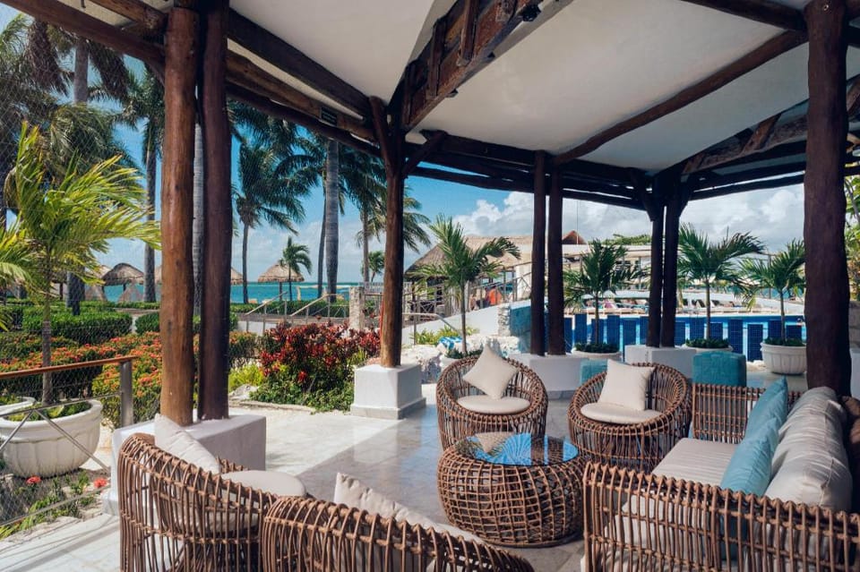 Sunset Marina & Yacht Club - All Inclusive Hotel in Cancun