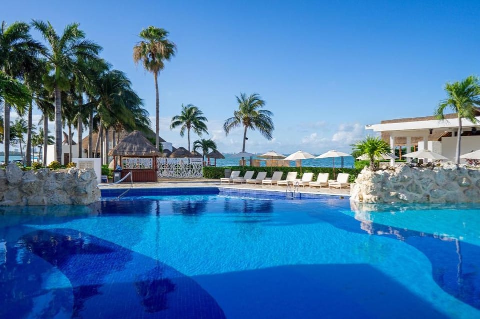 Sunset Marina & Yacht Club - All Inclusive Hotel in Cancun